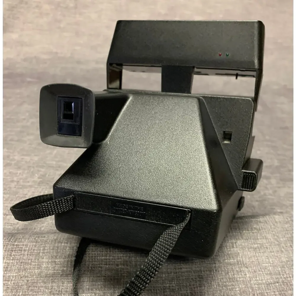 Polaroid 600 One Step Instant Flash Camera - Tested - Guarantee not DOA